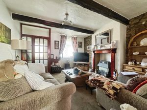 Lounge- click for photo gallery